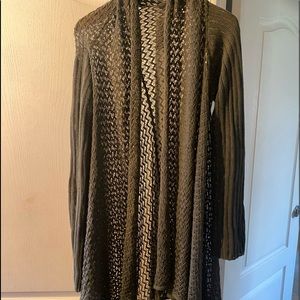 Calvin Klein selling knitted sweater